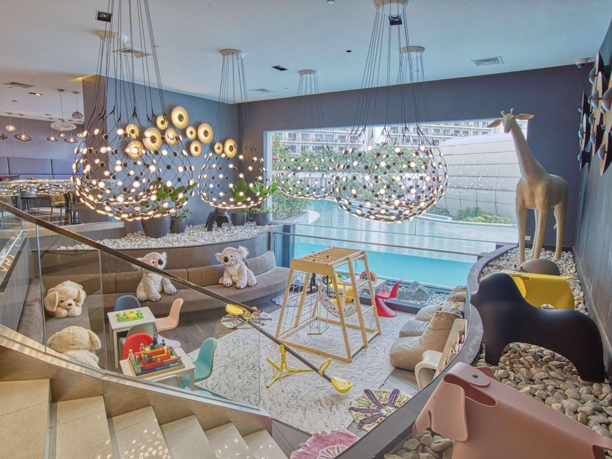 Novotel Suites Manila At Acqua Mandaluyong Eksteriør billede
