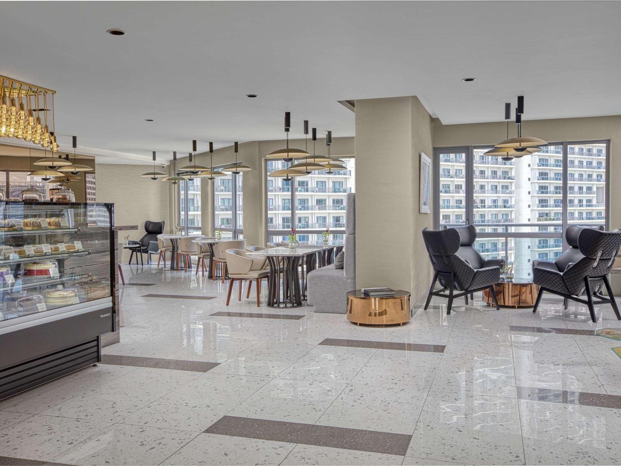 Novotel Suites Manila At Acqua Mandaluyong Eksteriør billede