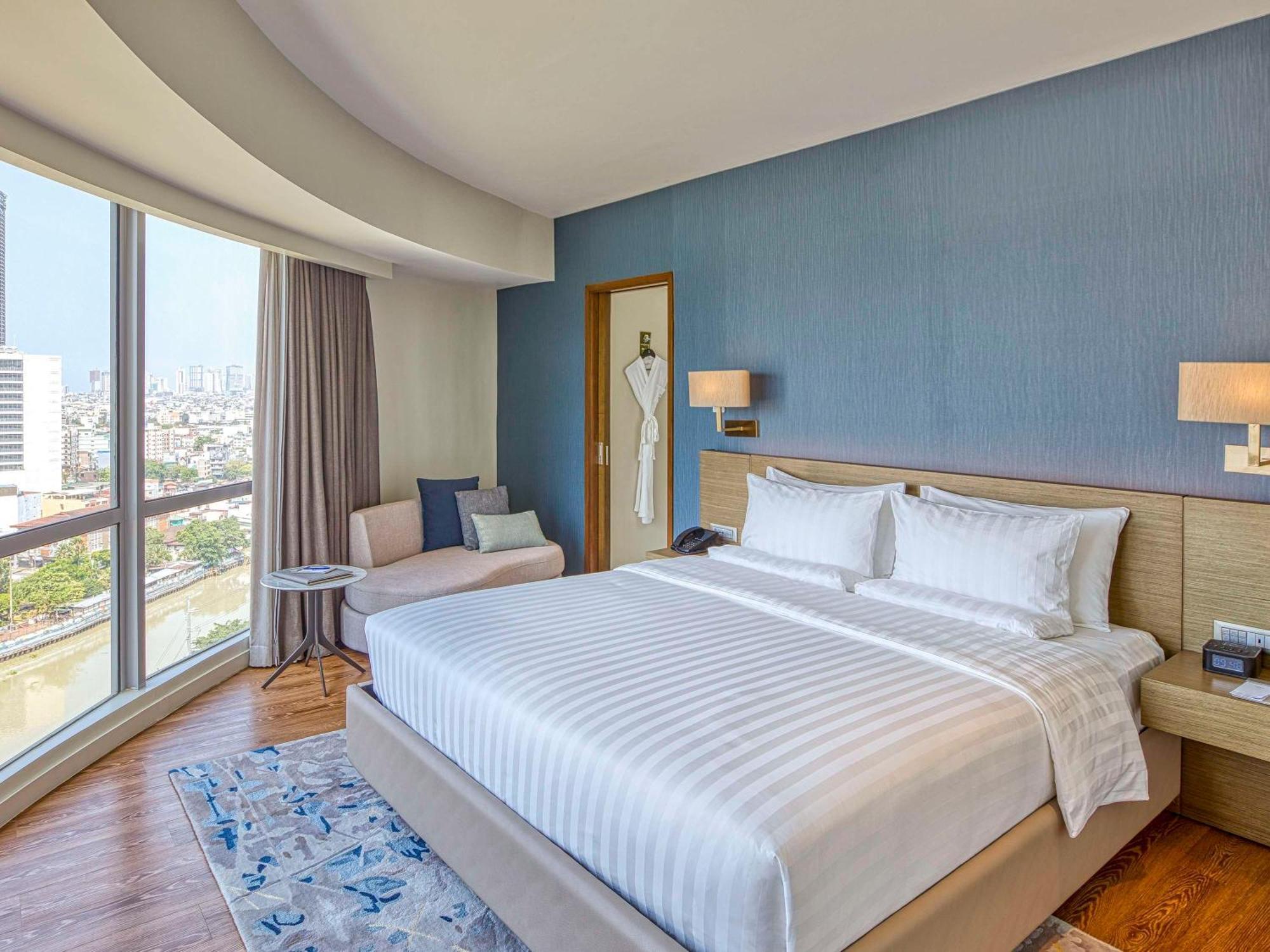 Novotel Suites Manila At Acqua Mandaluyong Eksteriør billede