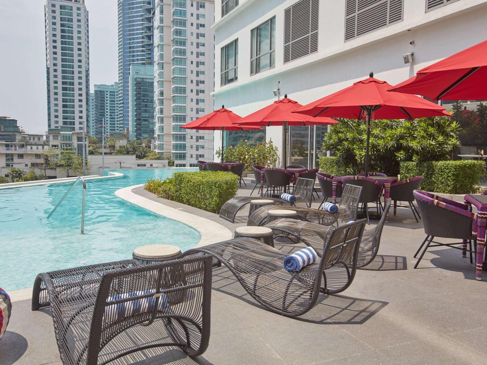 Novotel Suites Manila At Acqua Mandaluyong Eksteriør billede