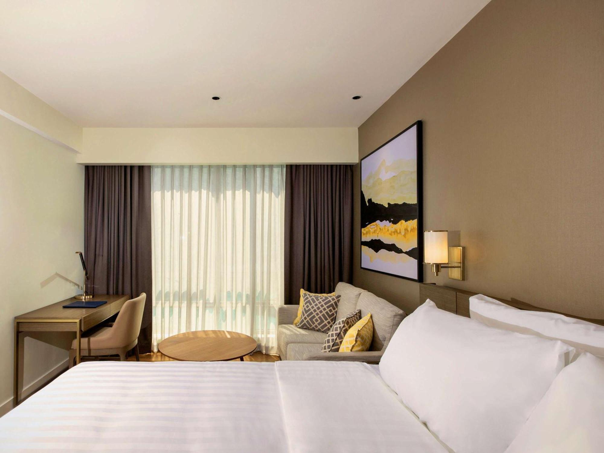 Novotel Suites Manila At Acqua Mandaluyong Eksteriør billede