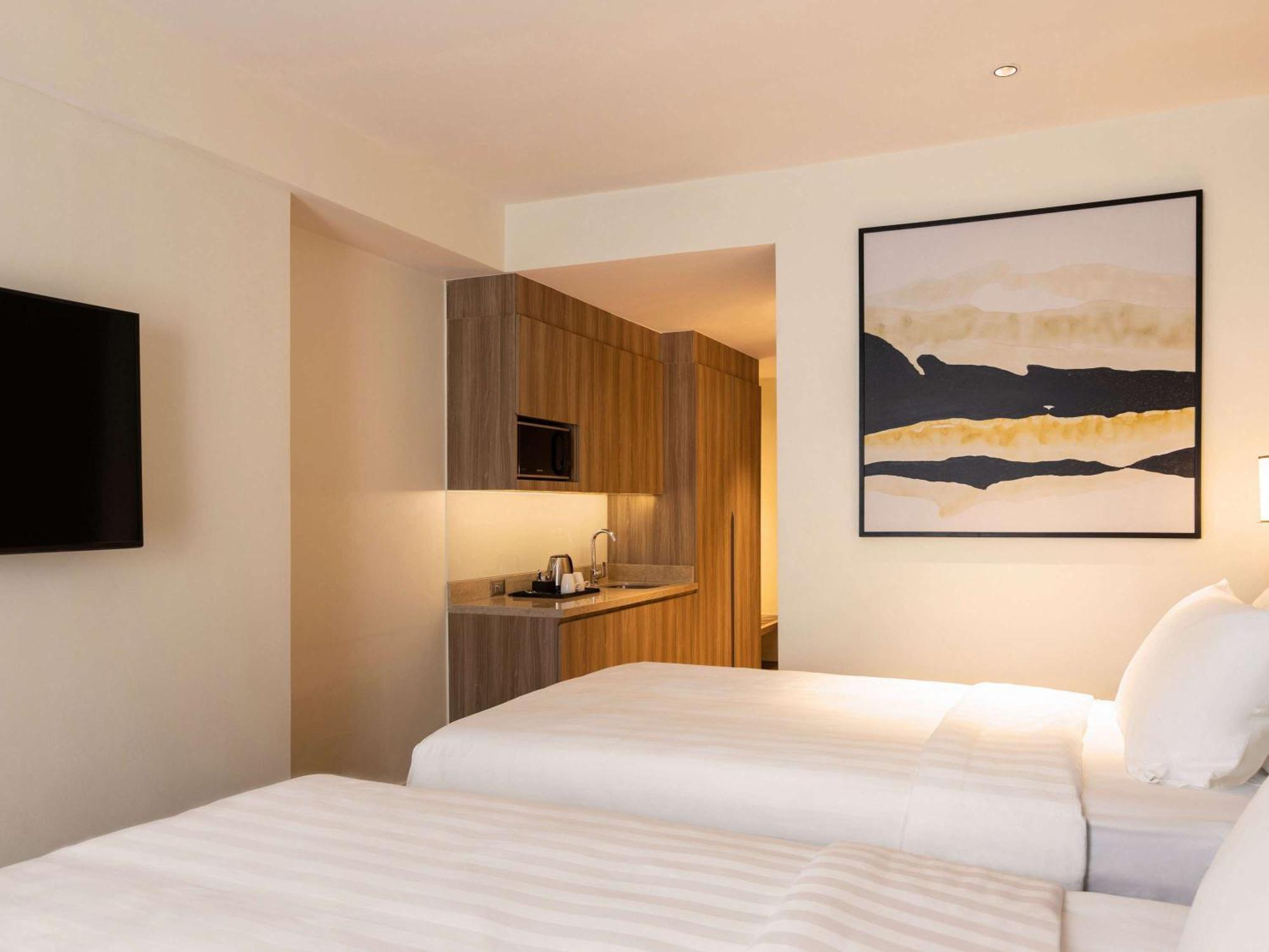 Novotel Suites Manila At Acqua Mandaluyong Eksteriør billede