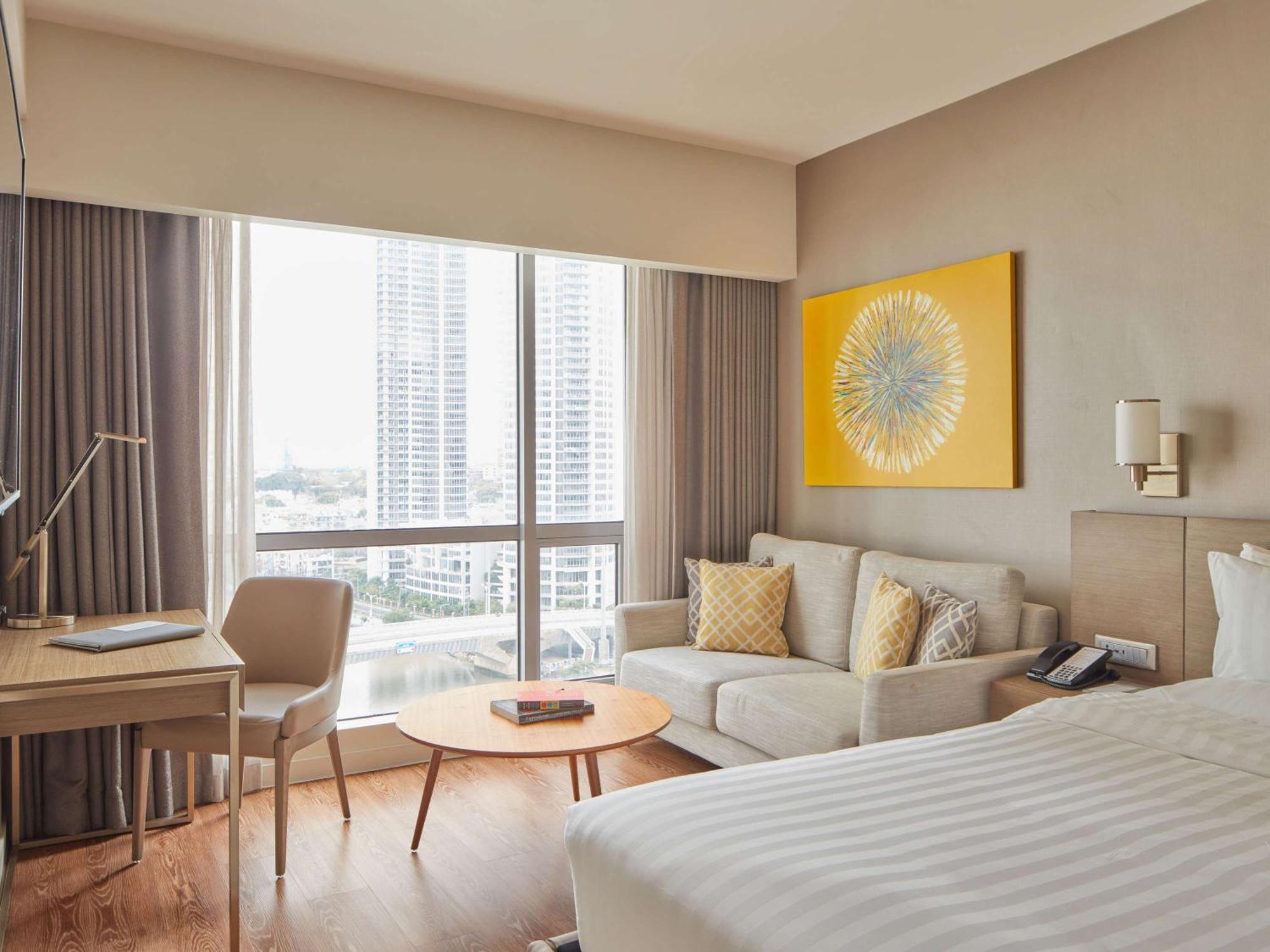 Novotel Suites Manila At Acqua Mandaluyong Eksteriør billede