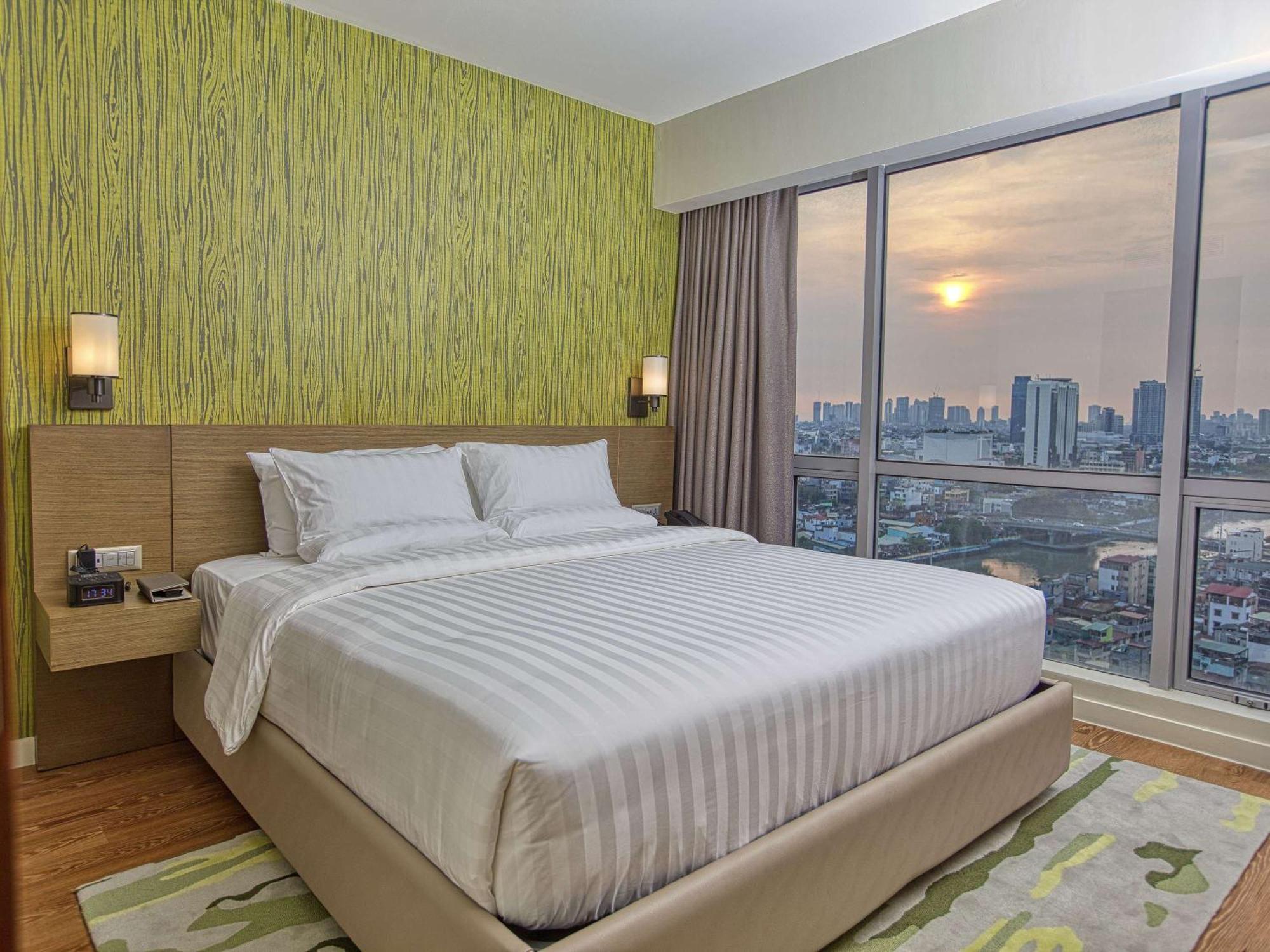 Novotel Suites Manila At Acqua Mandaluyong Eksteriør billede