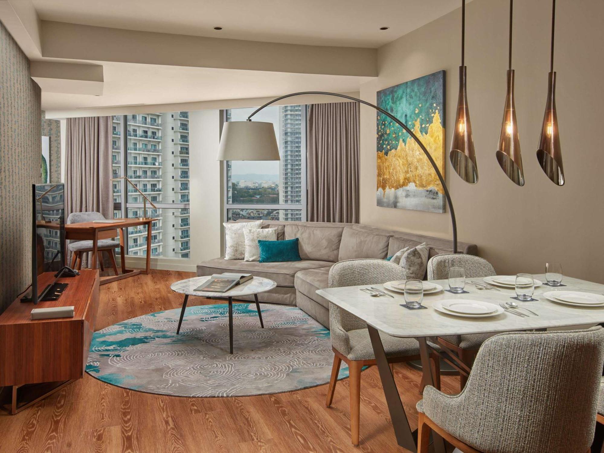 Novotel Suites Manila At Acqua Mandaluyong Eksteriør billede